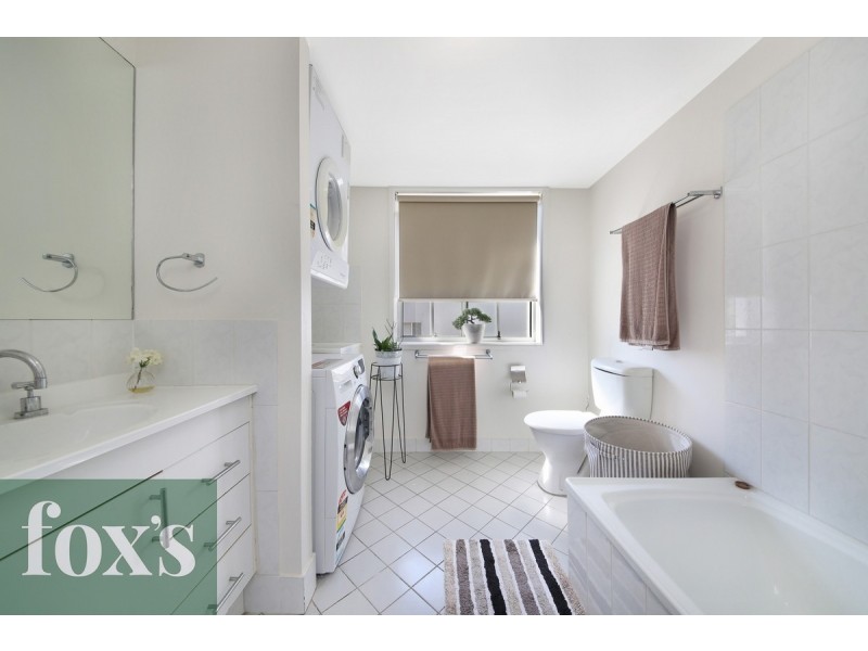 7/4 Madang Crescent, Runaway Bay QLD 4216