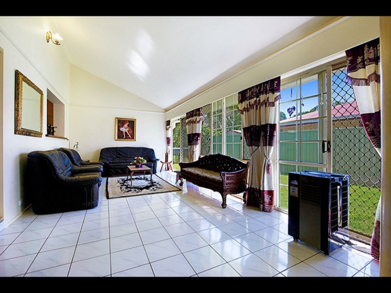 6 Mooyumbin Court, Nerang QLD 4211