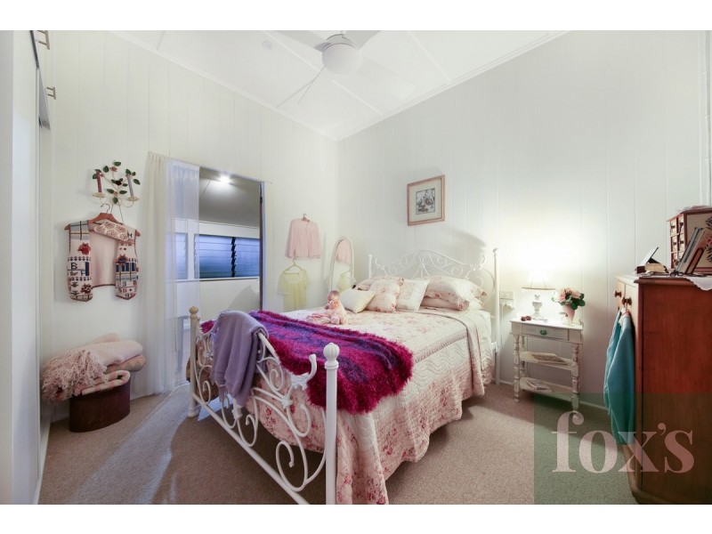 13 Ernest Street, Labrador QLD 4215
