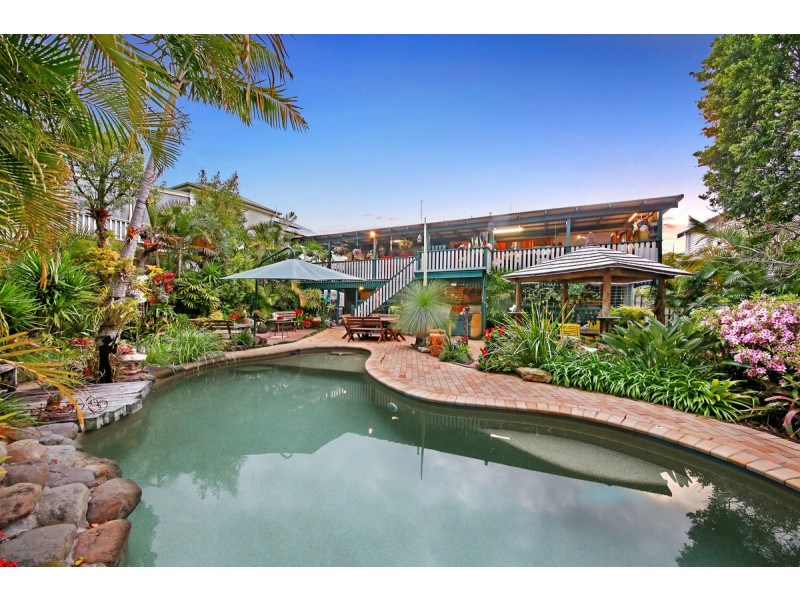 13 Ernest Street, Labrador QLD 4215