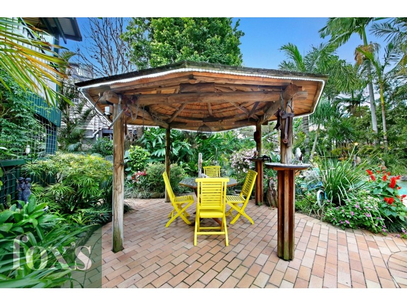 13 Ernest Street, Labrador QLD 4215