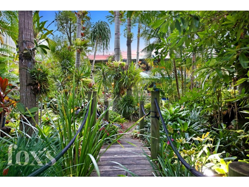 13 Ernest Street, Labrador QLD 4215