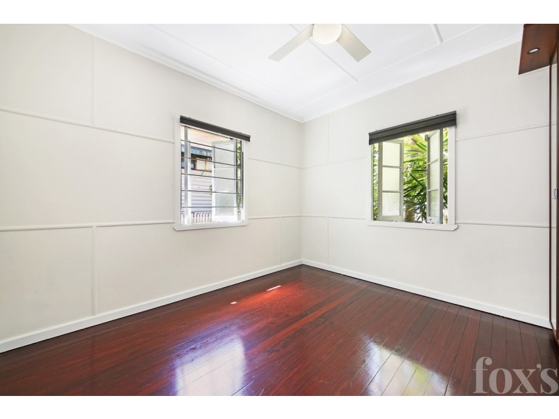 5 Walton Street, Southport QLD 4215