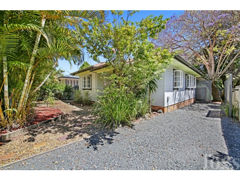 5 Walton Street, Southport QLD 4215