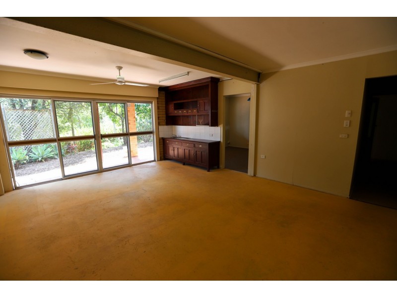 12 Forrest Avenue, Molendinar QLD 4214