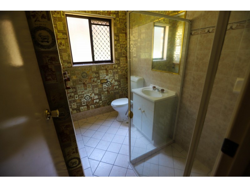 12 Forrest Avenue, Molendinar QLD 4214