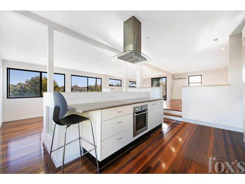 4 Maris Street, Southport QLD 4215