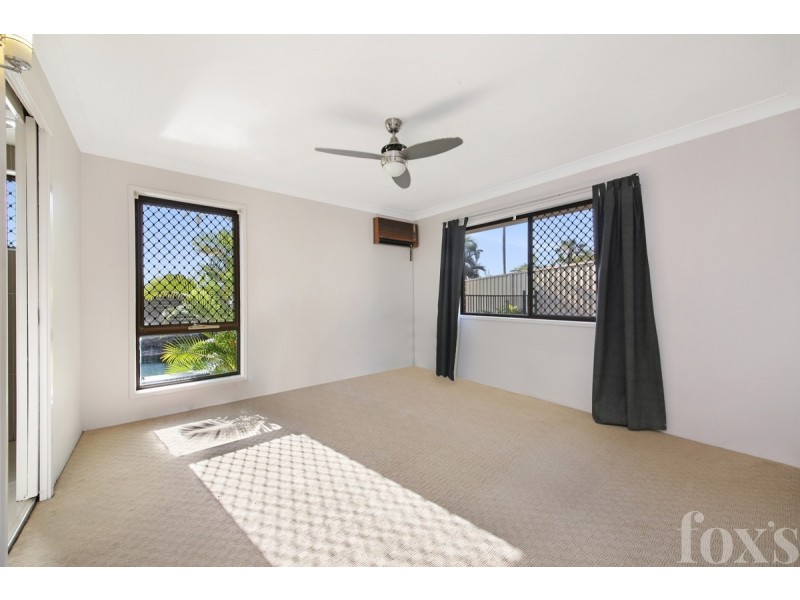 4 Maris Street, Southport QLD 4215