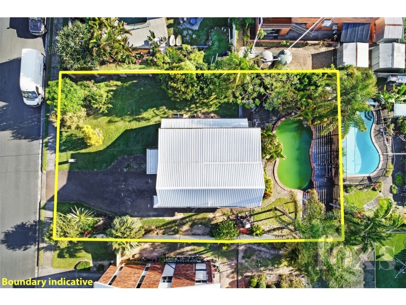 4 Maris Street, Southport QLD 4215