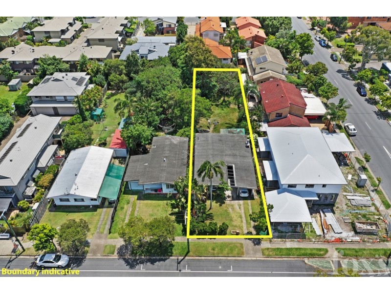 39 Imperial Parade, Labrador QLD 4215