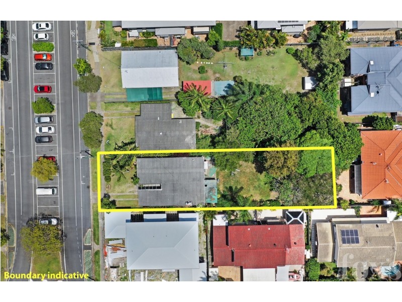 39 Imperial Parade, Labrador QLD 4215