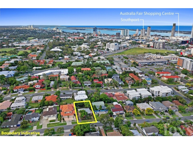 67 Falconer Street, Southport QLD 4215