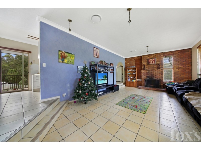 3 Brushwood Drive, Parkwood QLD 4214