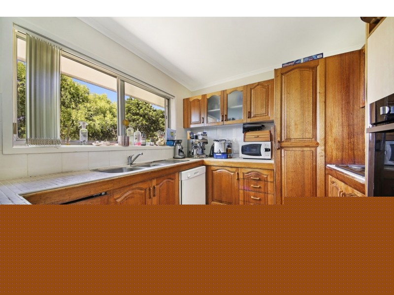 15 Gayle Street, Southport QLD 4215
