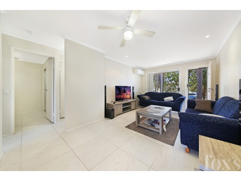 1/190 Whiting Street, Labrador QLD 4215