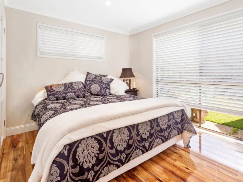 33 Dromana Crescent, Helensvale QLD 4212
