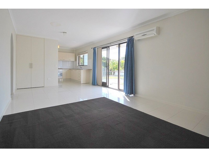 3/147 High Street, Southport QLD 4215