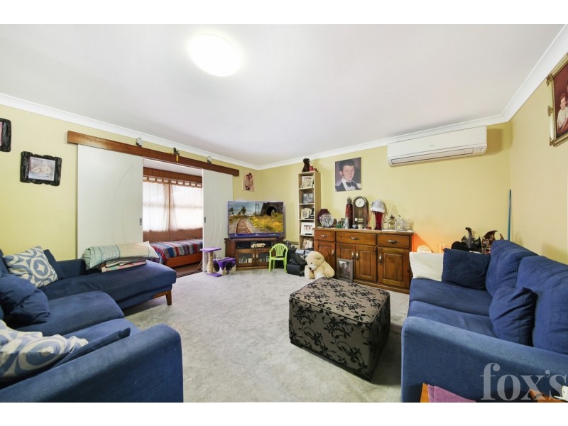 18 Terrigal Crescent, Southport QLD 4215