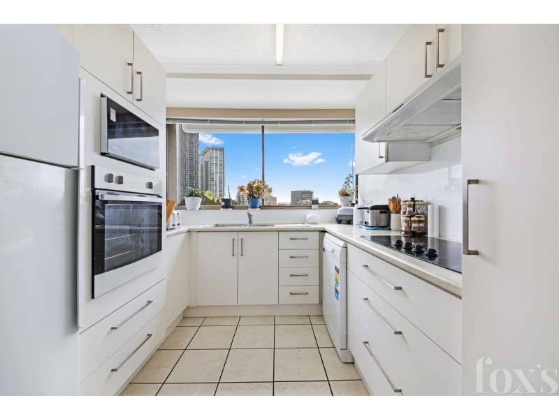 4C/10 Marine Parade, Southport QLD 4215