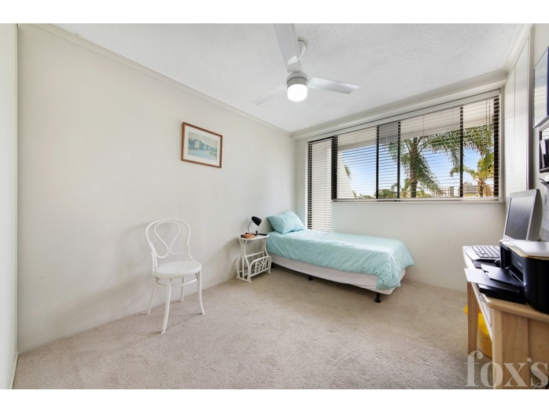 4C/10 Marine Parade, Southport QLD 4215