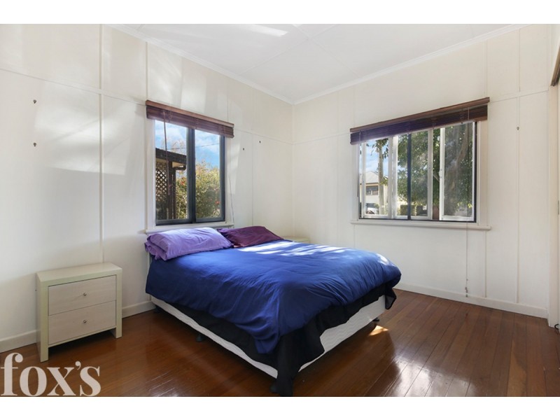 1/42 Robert Street, Labrador QLD 4215