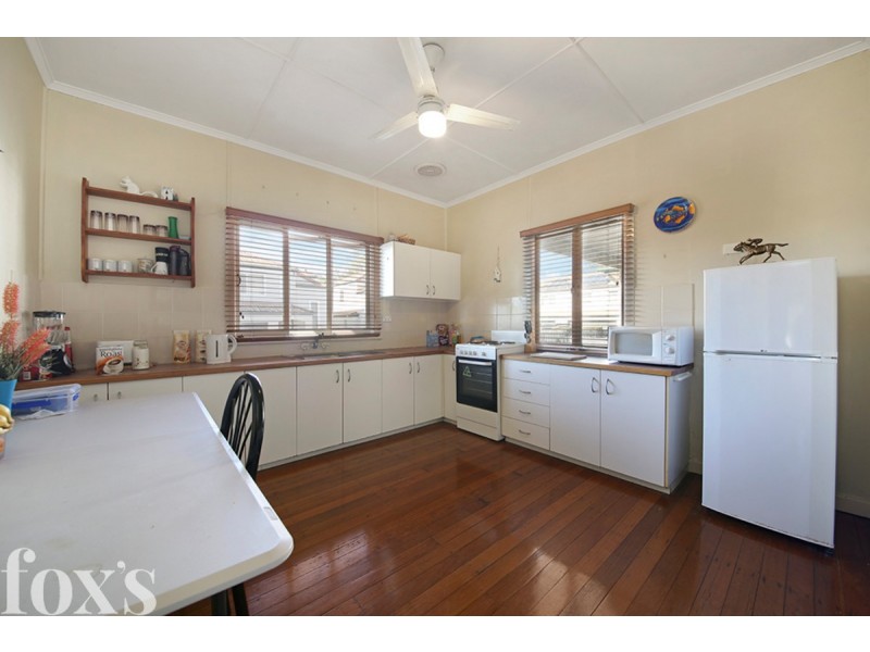 1/42 Robert Street, Labrador QLD 4215