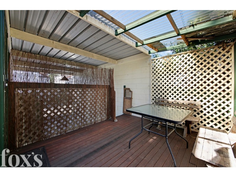 1/42 Robert Street, Labrador QLD 4215