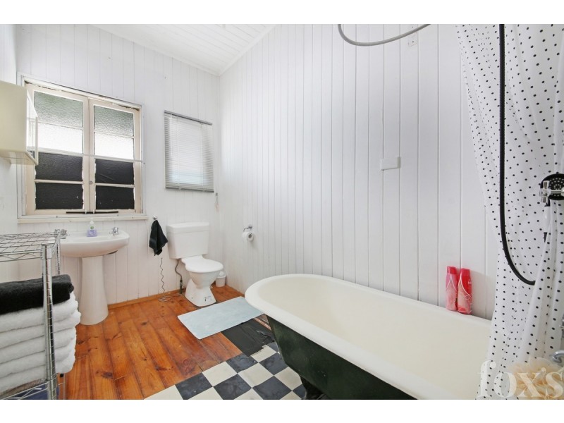 12 Norman Street, Southport QLD 4215