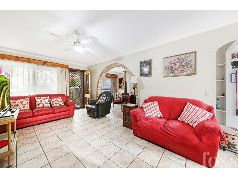 1/6 Mace Court, Labrador QLD 4215