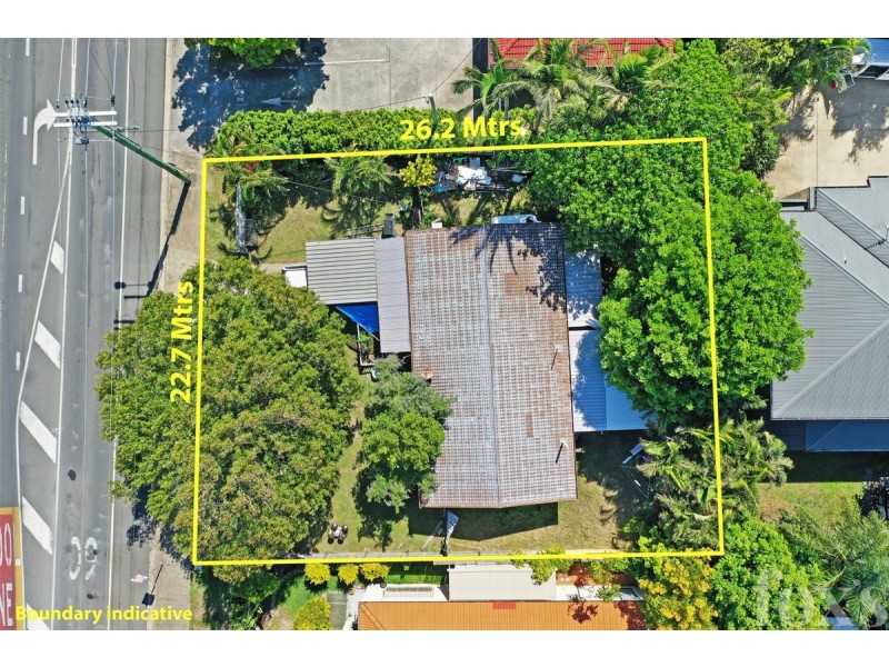 116 Government Road, Labrador QLD 4215