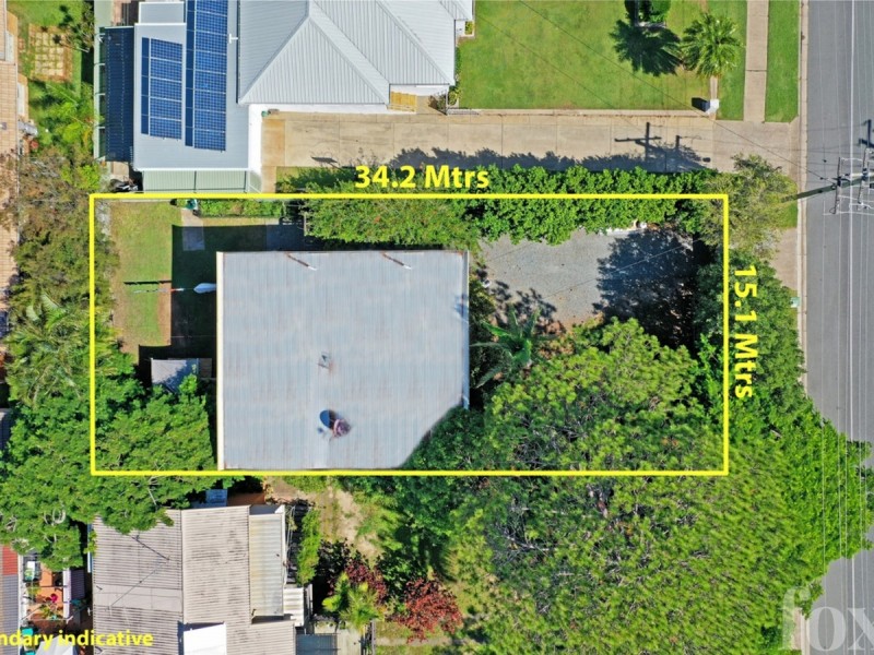 242 Central Street, Labrador QLD 4215