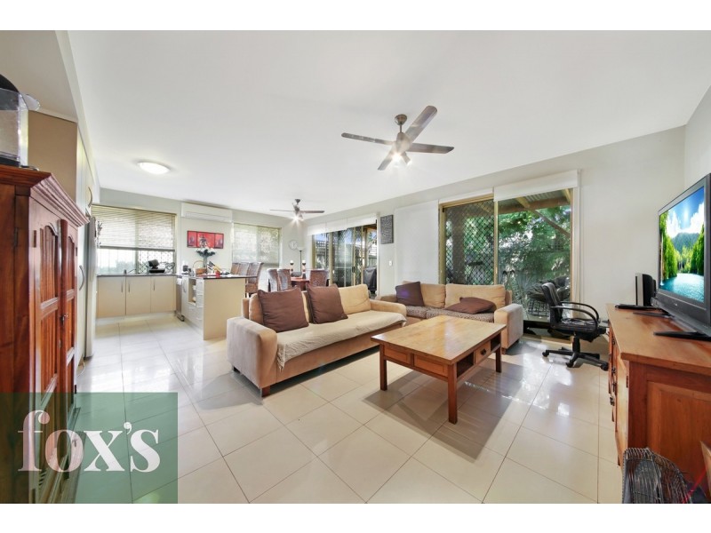 1/104 Eugaree Street, Southport QLD 4215