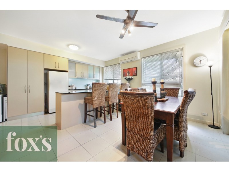 1/104 Eugaree Street, Southport QLD 4215