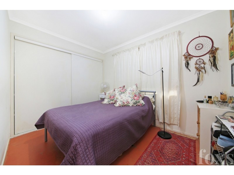 8 Giro Place, Ashmore QLD 4214