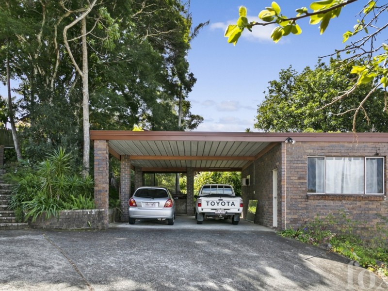 8 Giro Place, Ashmore QLD 4214