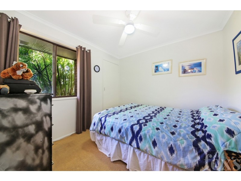 2/4 Hoya Court, Labrador QLD 4215