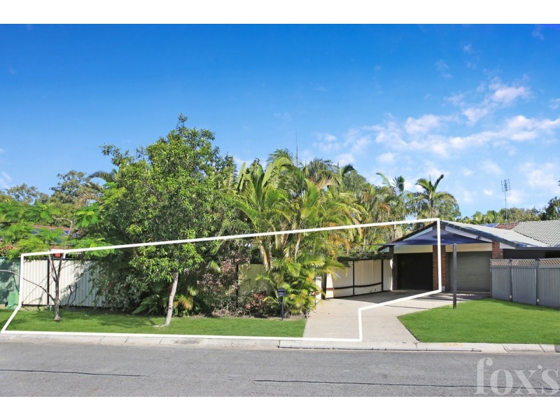 2/4 Hoya Court, Labrador QLD 4215