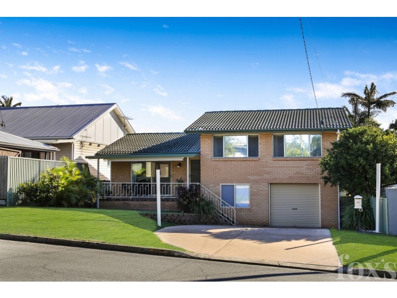 5 Larwon Terrace, Southport QLD 4215