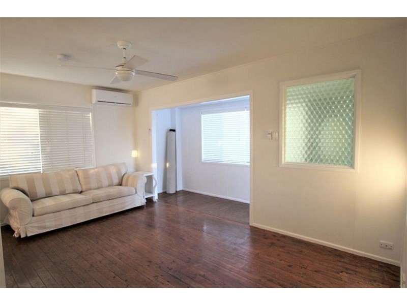 288 Bayview Street, Hollywell QLD 4216