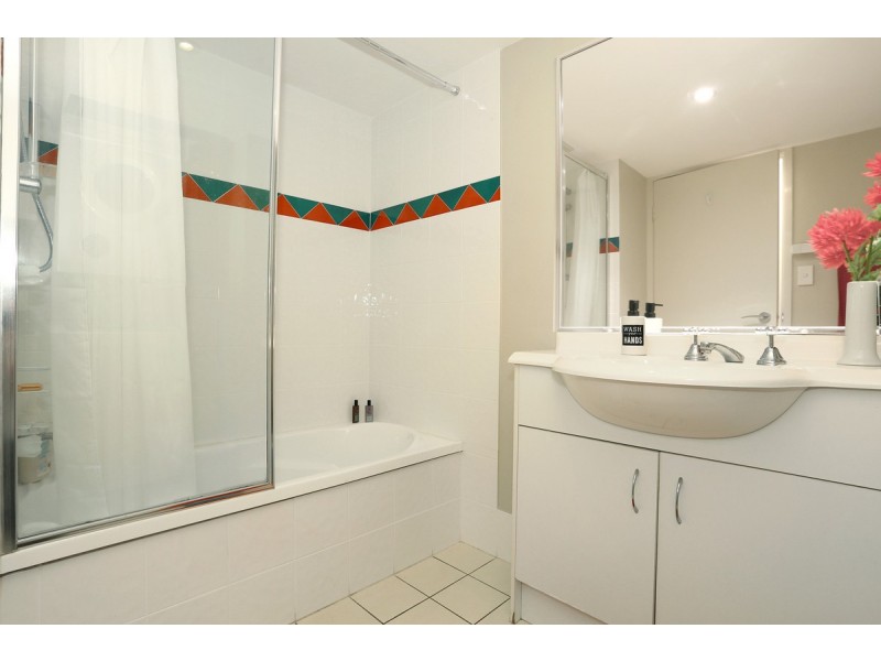 5/170 High Street, Southport QLD 4215