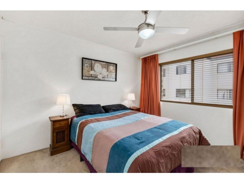 3/29 Lenneberg Street, Southport QLD 4215