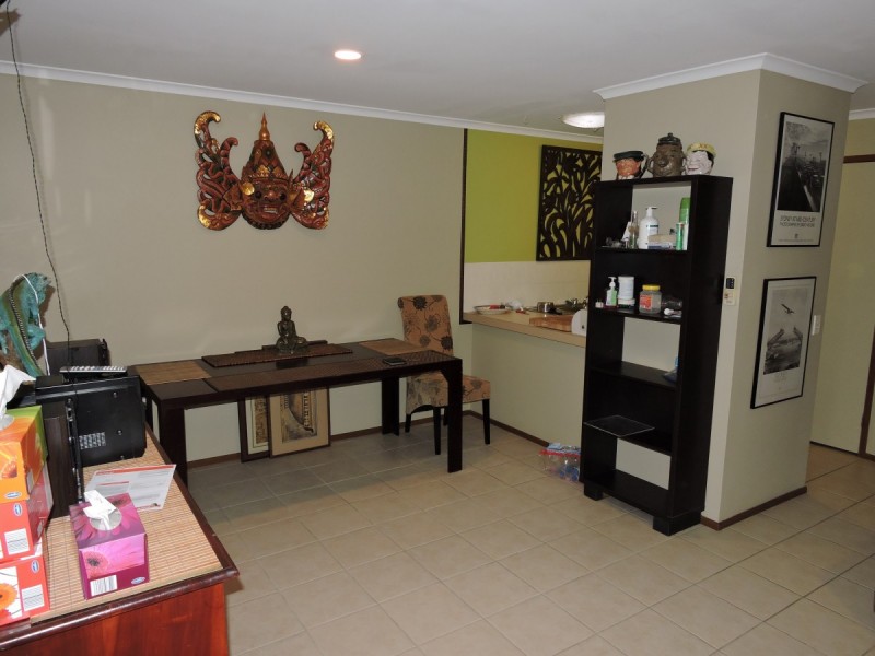 2/23 Hentdale Court, Labrador QLD 4215