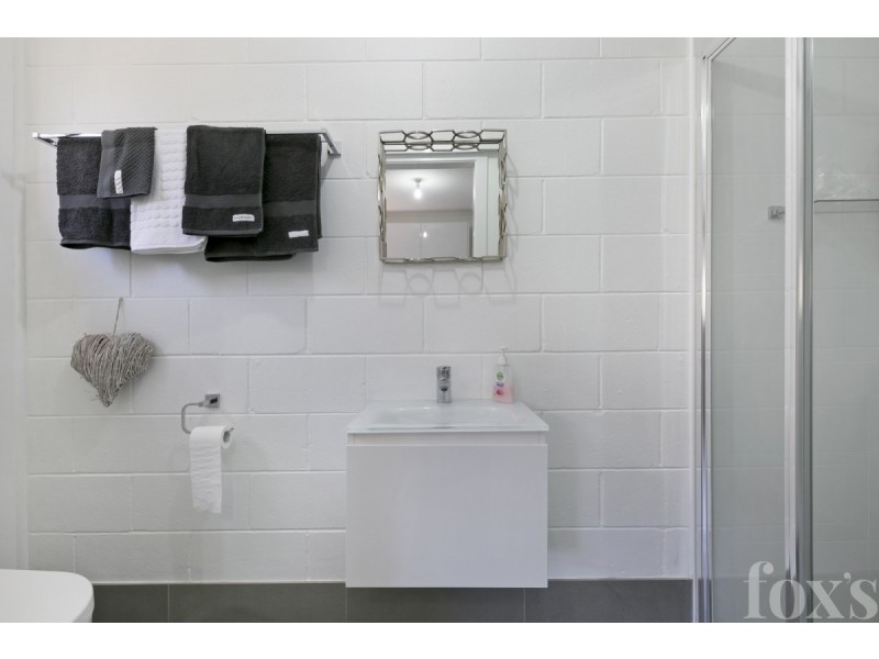 10 Cannon Street, Southport QLD 4215