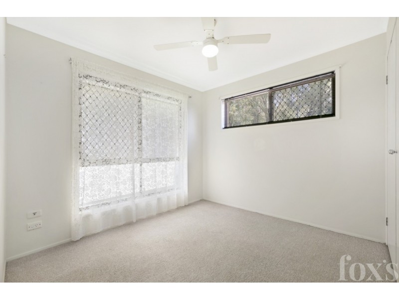 2/17 Hentdale Court, Labrador QLD 4215