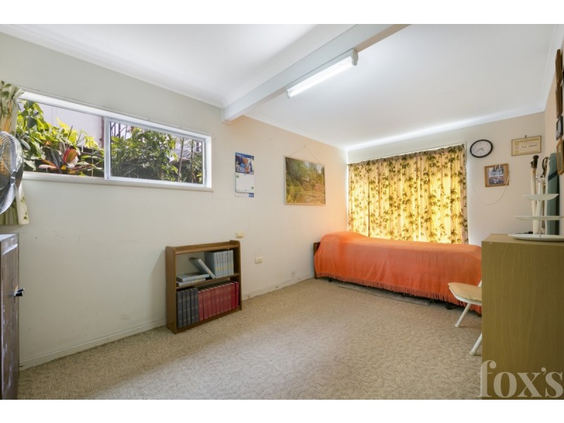 22 Berrigan Street, Southport QLD 4215