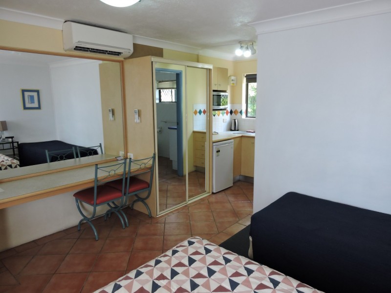 202/132 Marine Parade, Southport QLD 4215