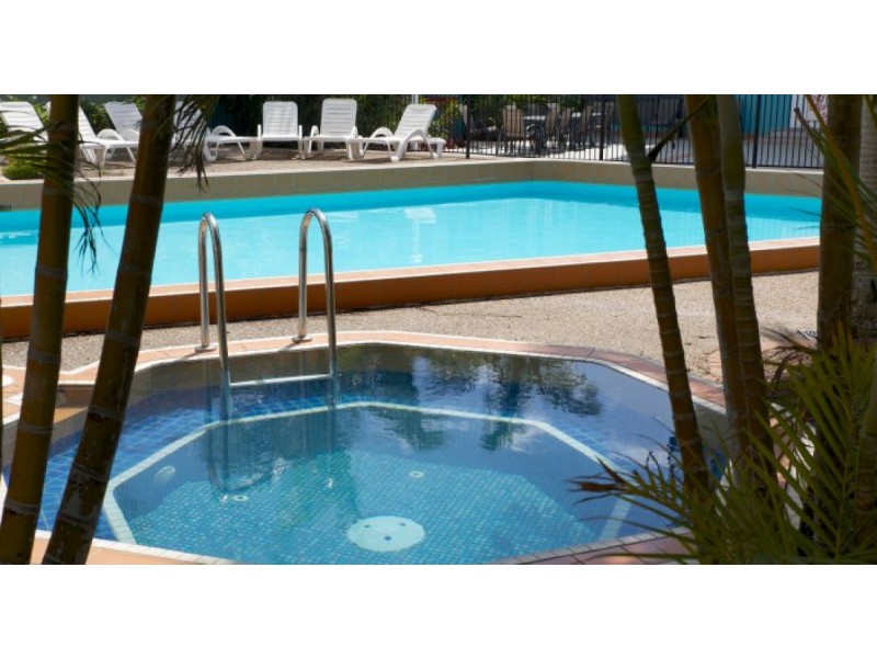 202/132 Marine Parade, Southport QLD 4215