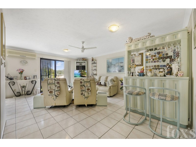 2/749 Ashmore Road, Molendinar QLD 4214