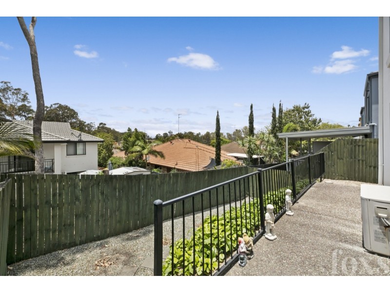 2/749 Ashmore Road, Molendinar QLD 4214