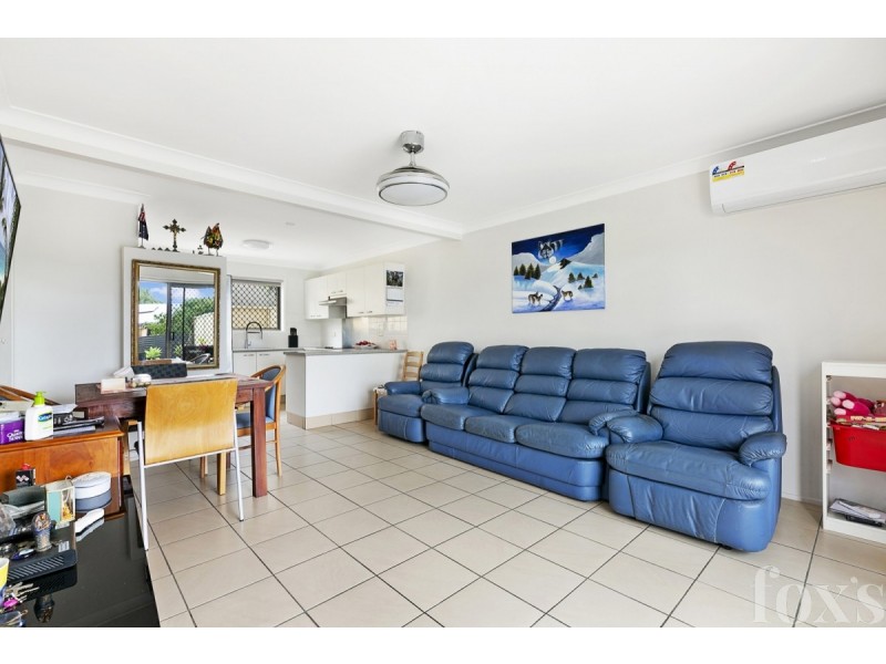 1/221 Government Road, Labrador QLD 4215